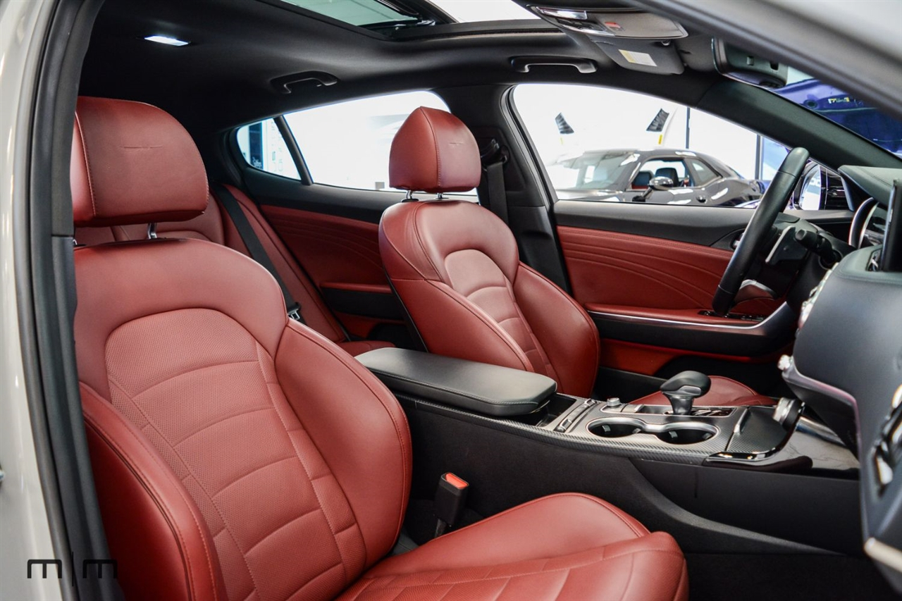 Kia Stinger  2022