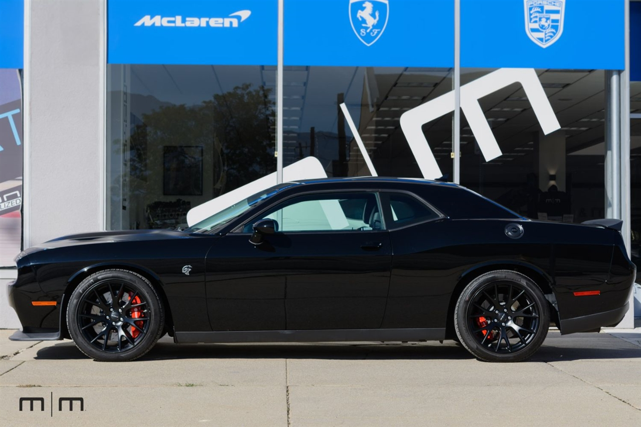 Dodge Challenger  2016