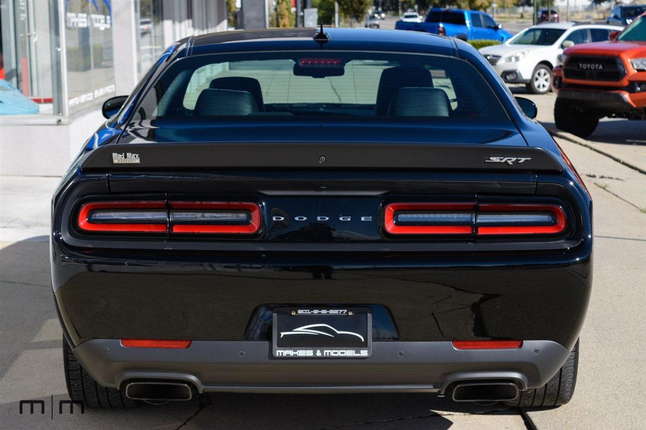 Dodge Challenger  2016