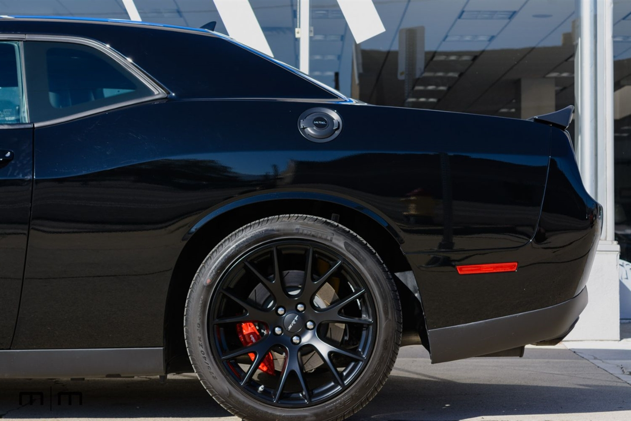 Dodge Challenger  2016