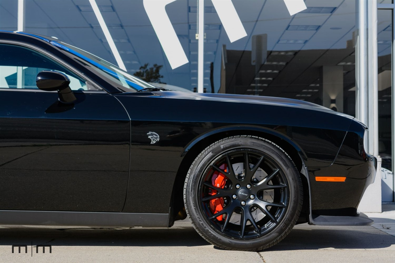 Dodge Challenger  2016