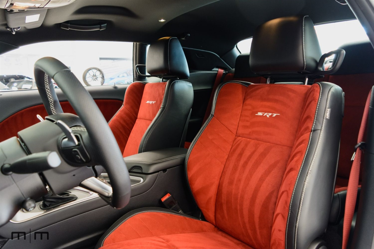 Dodge Challenger  2016
