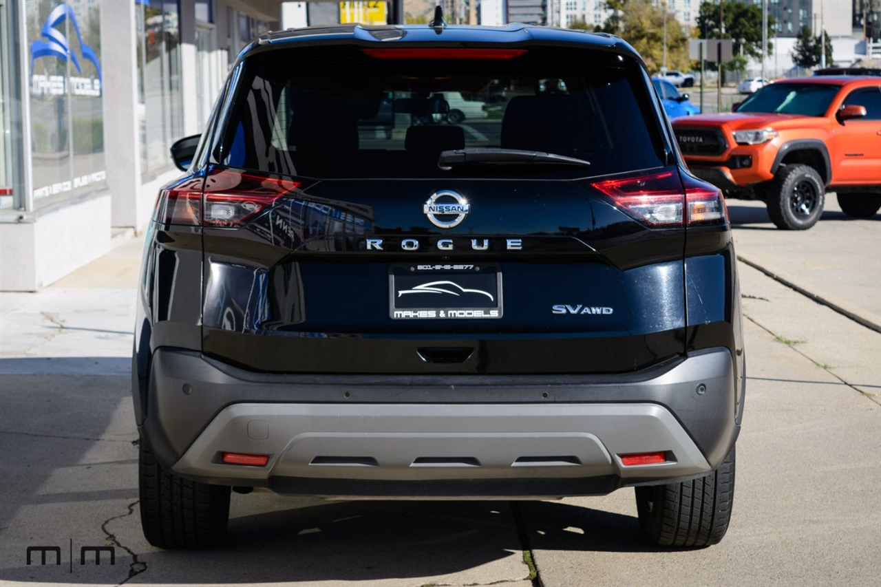 Nissan Rogue  2021