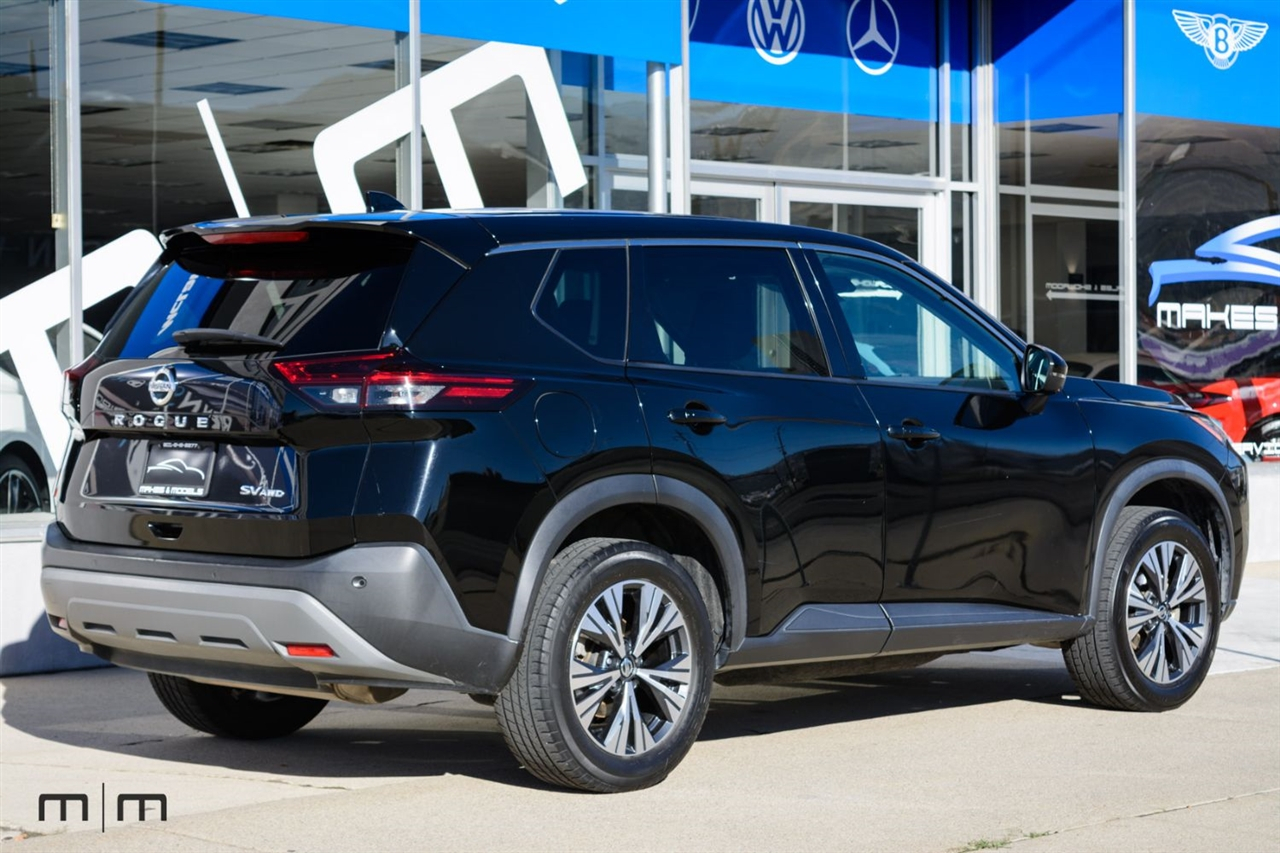 Nissan Rogue  2021
