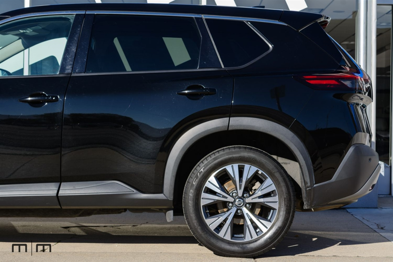 Nissan Rogue  2021