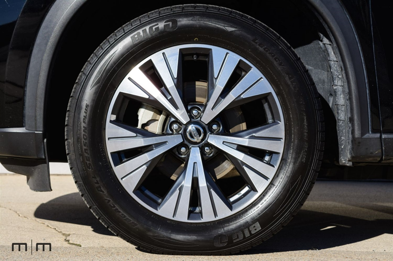 Nissan Rogue  2021