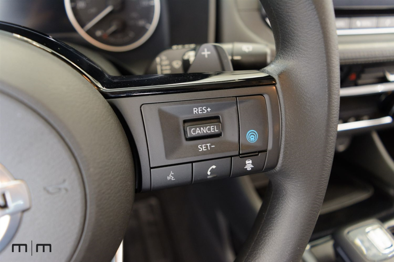 Nissan Rogue  2021
