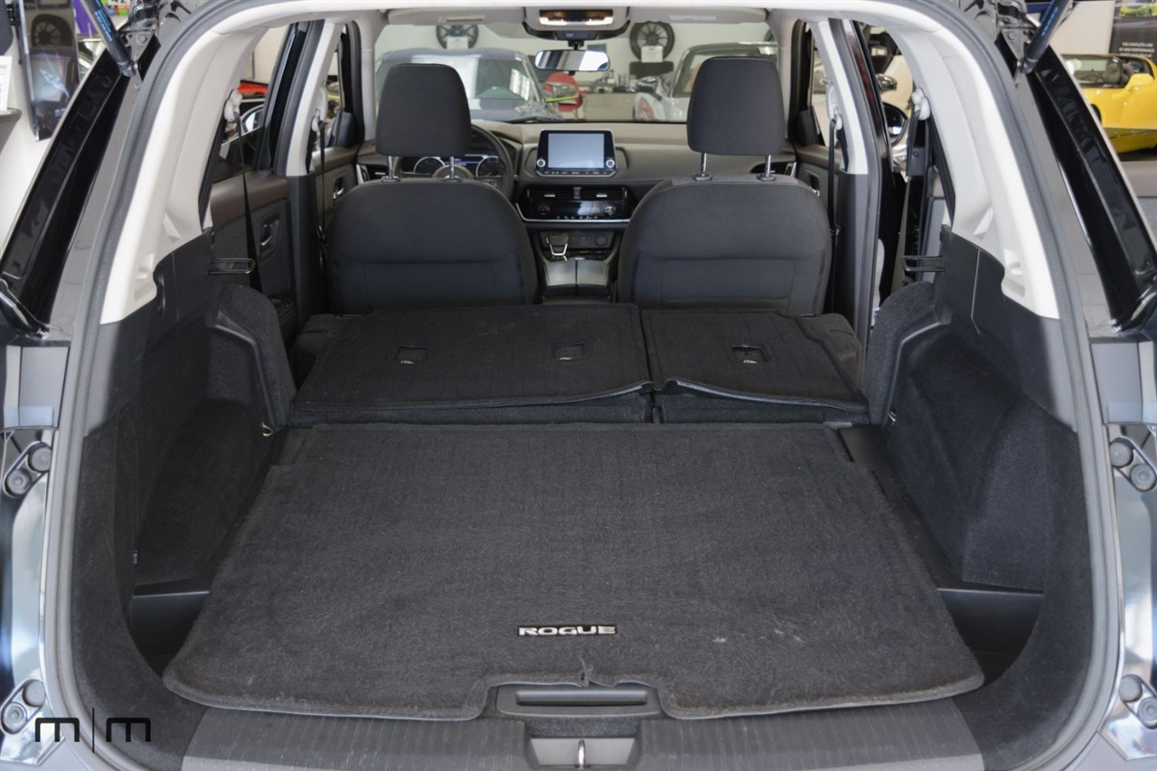 Nissan Rogue  2021