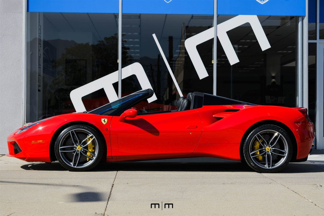 Ferrari 488  2018