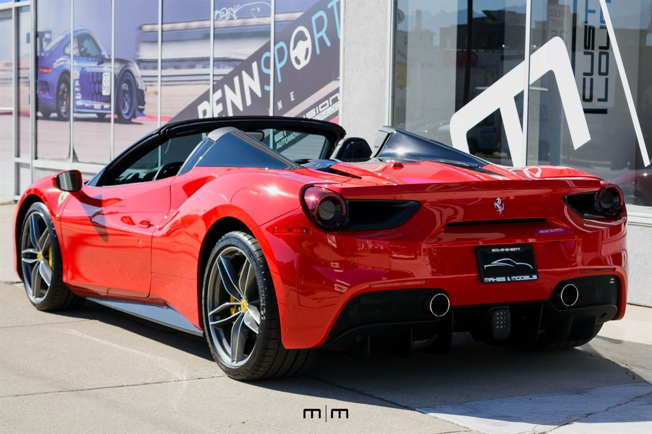 Ferrari 488  2018