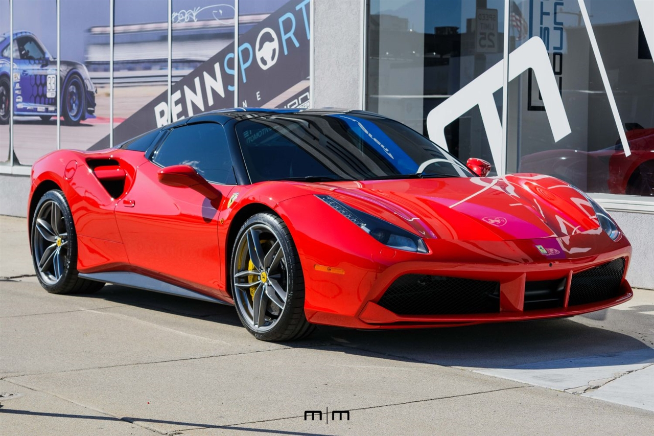 Ferrari 488  2018