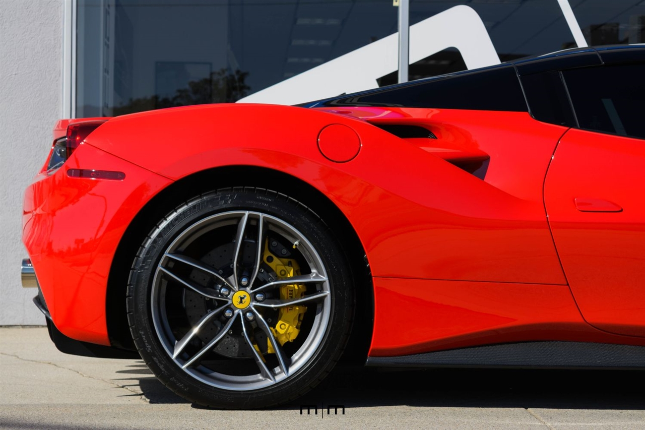 Ferrari 488  2018