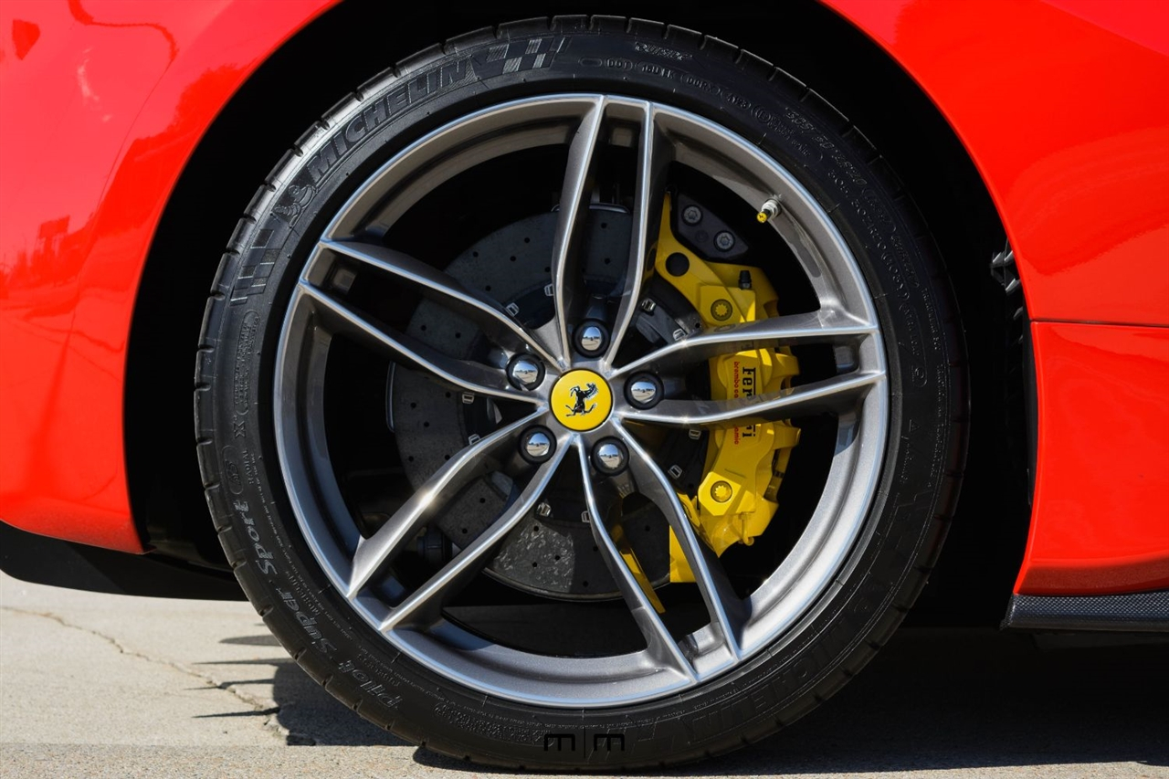 Ferrari 488  2018