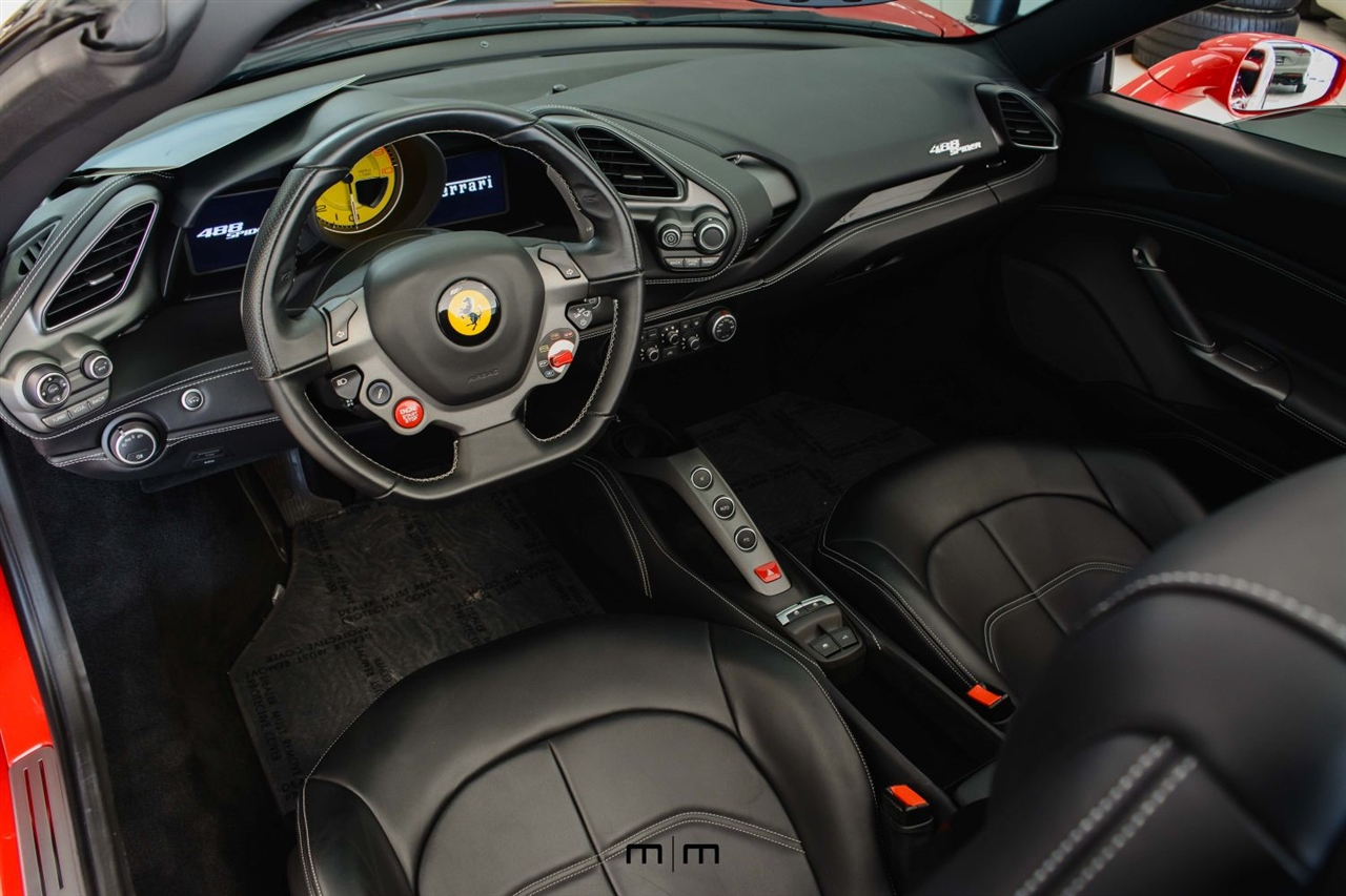 Ferrari 488  2018