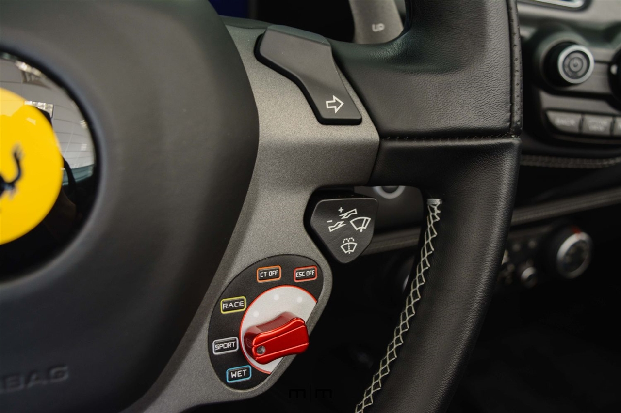 Ferrari 488  2018