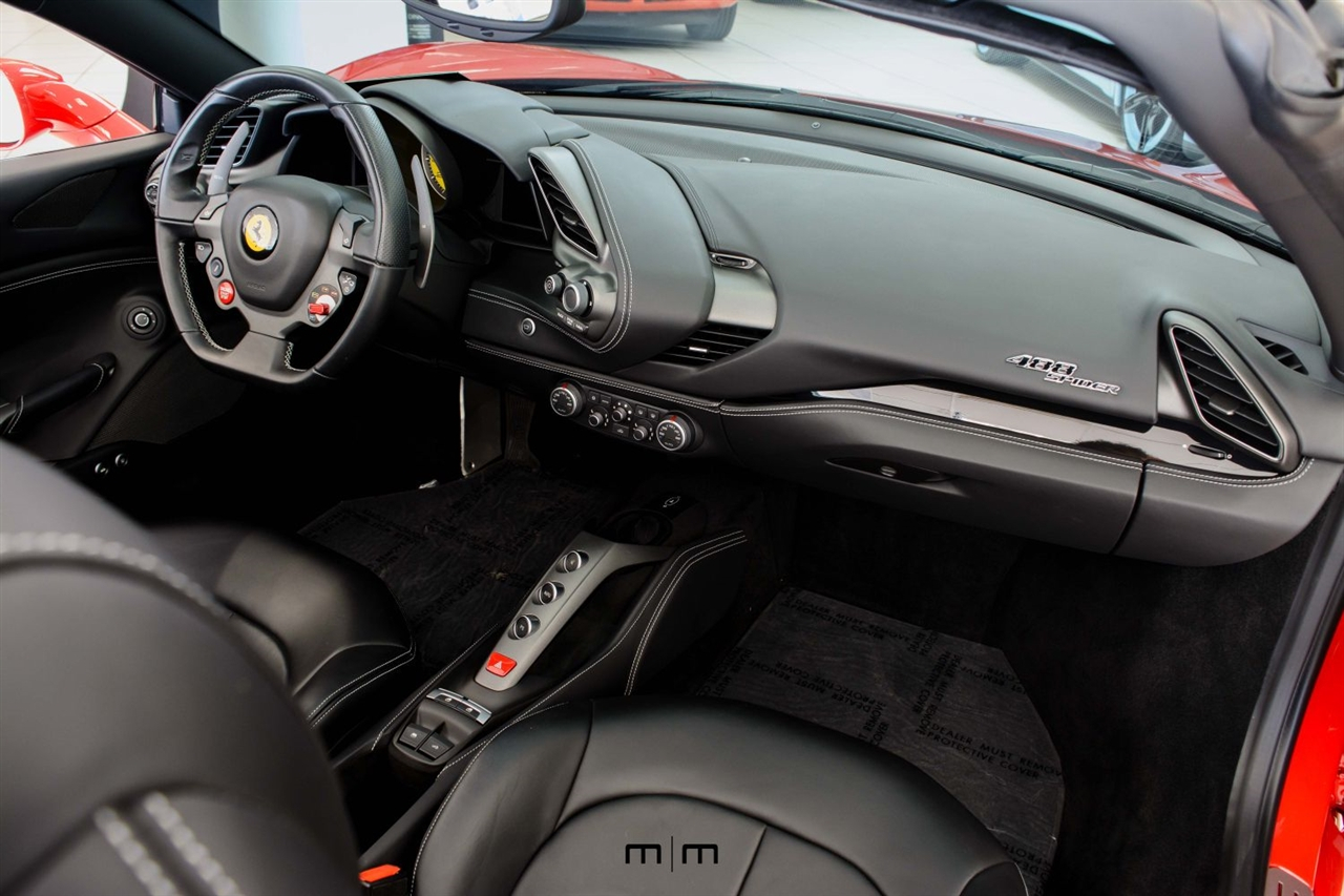 Ferrari 488  2018