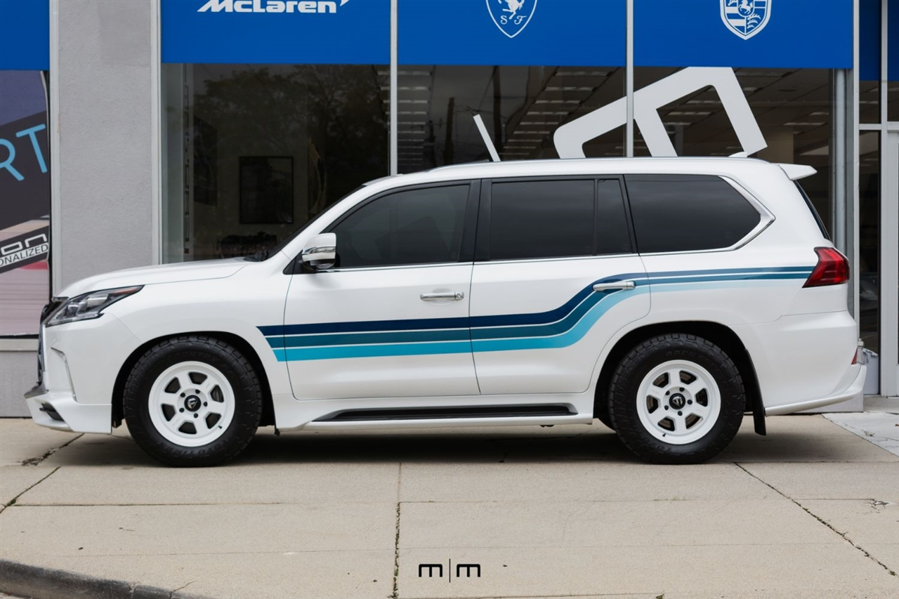 Lexus LX 570  2020