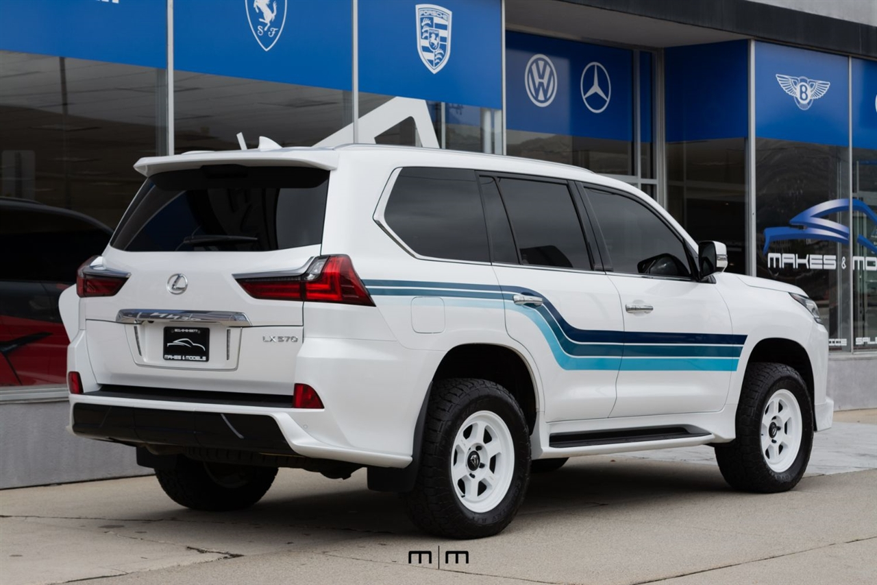Lexus LX 570  2020