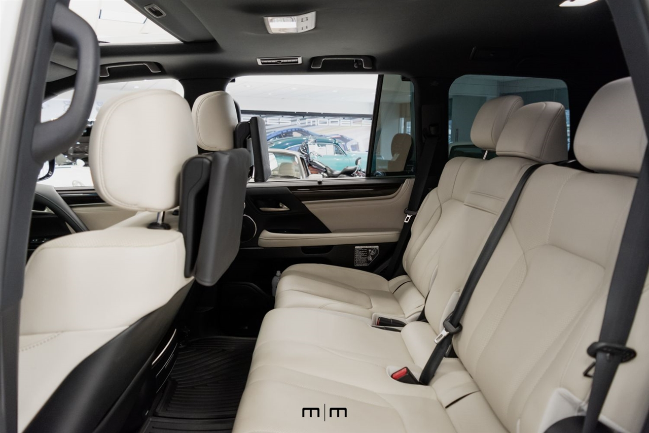 Lexus LX 570  2020