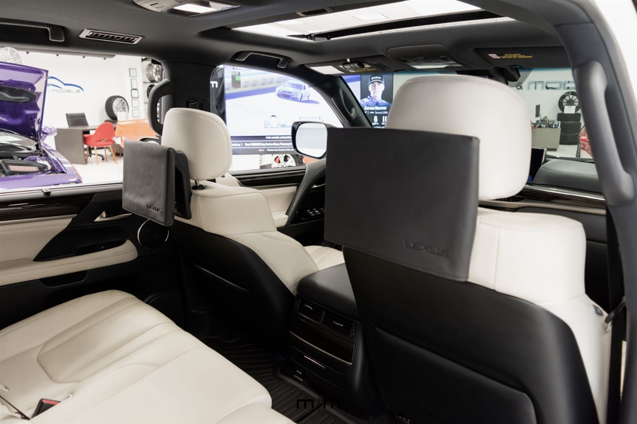Lexus LX 570  2020