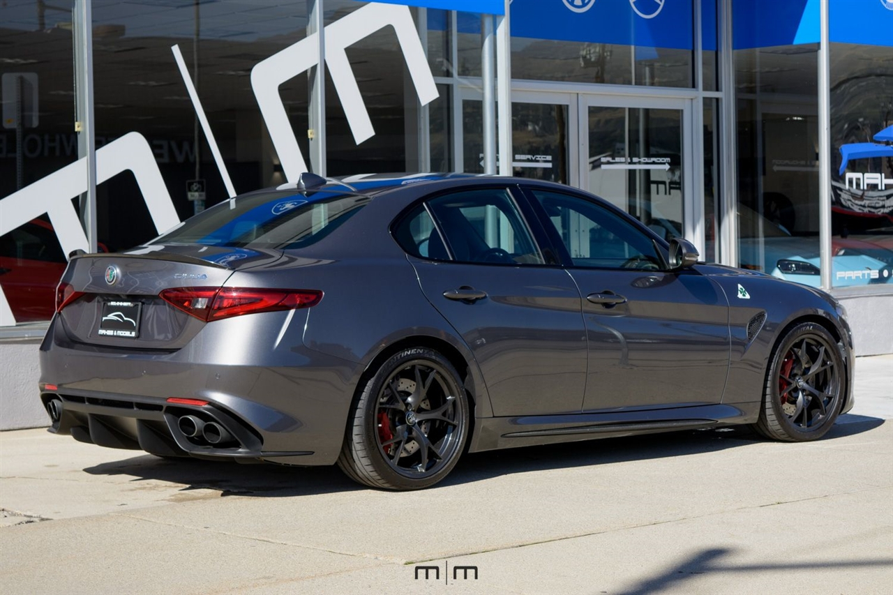 Alfa Romeo Giulia  2017