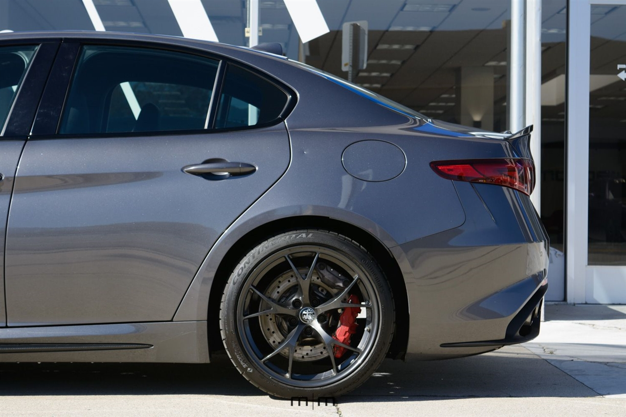 Alfa Romeo Giulia  2017