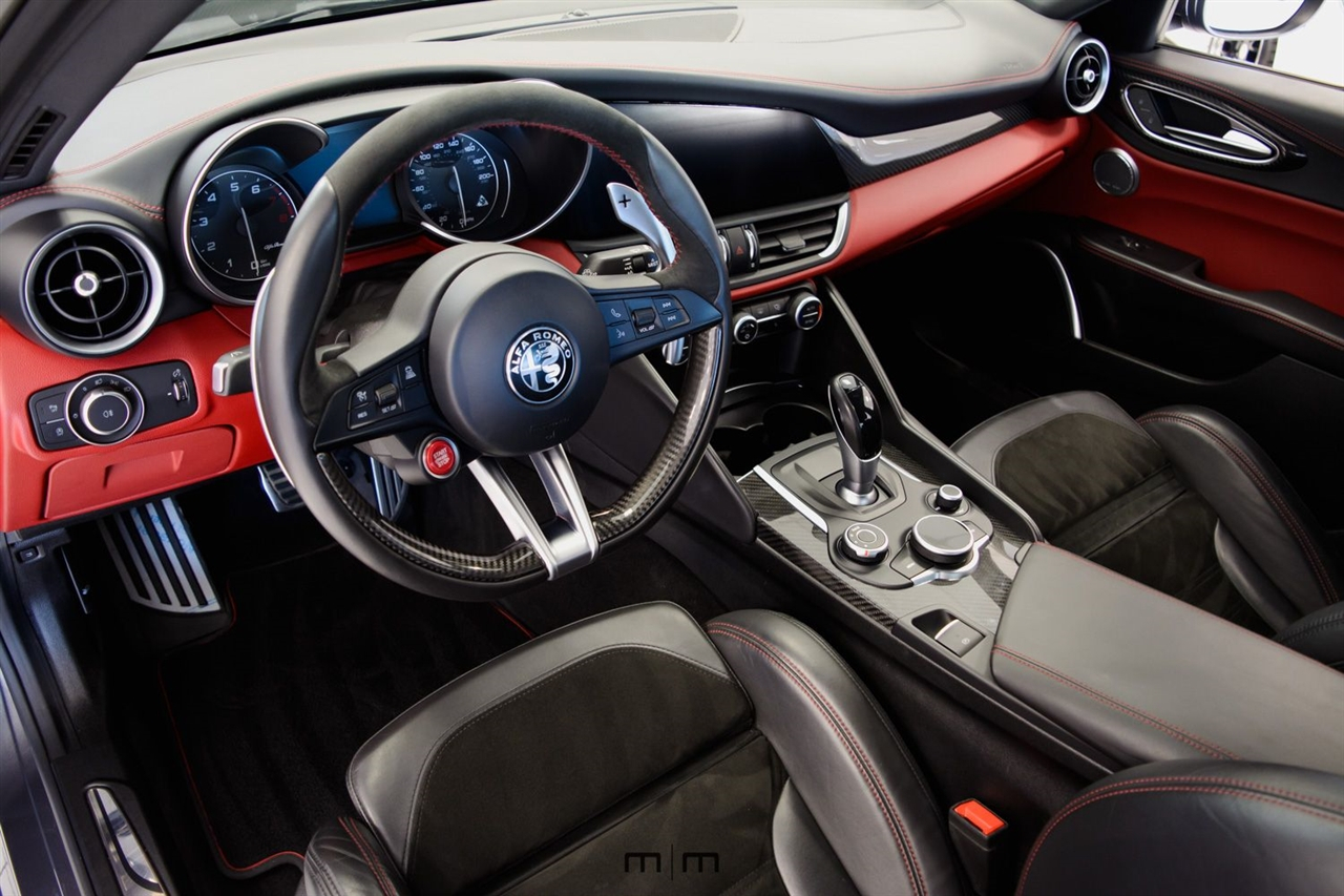 Alfa Romeo Giulia  2017