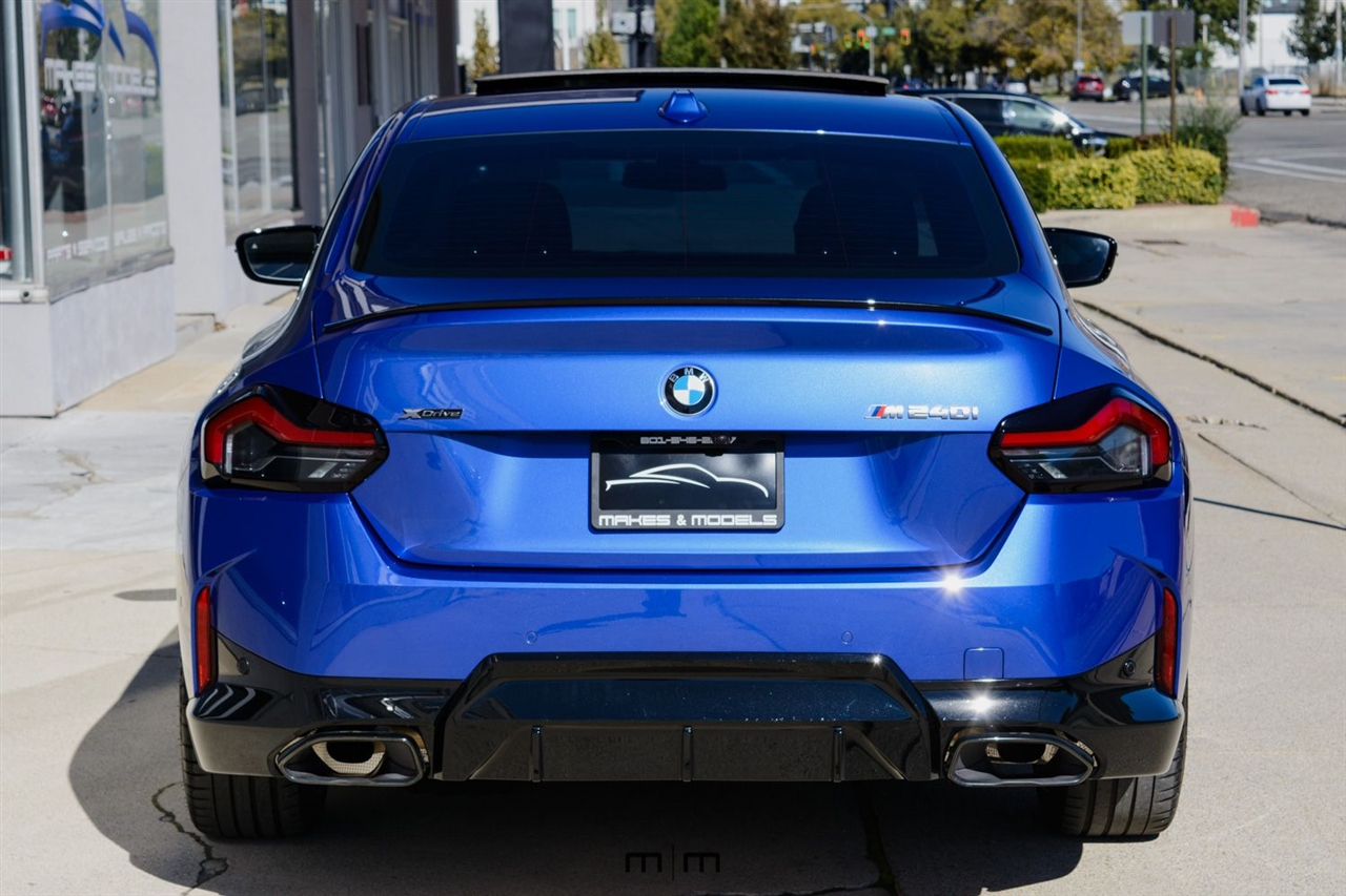 BMW 2-Series  2023