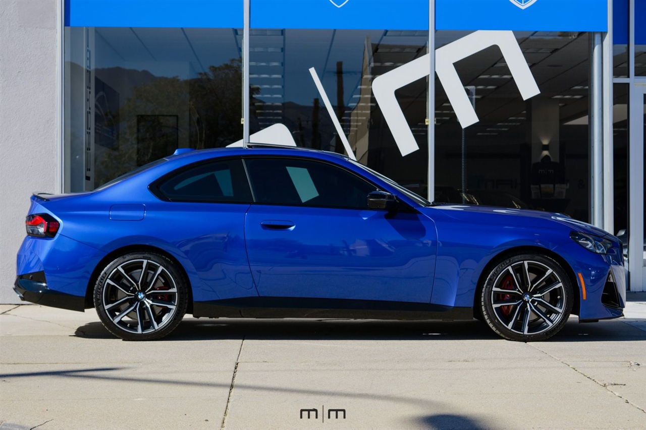 BMW 2-Series  2023