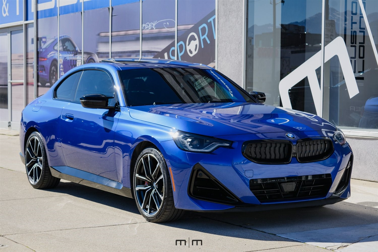 BMW 2-Series  2023
