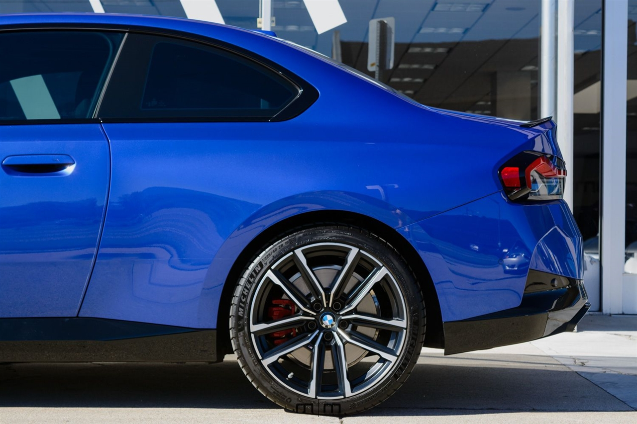 BMW 2-Series  2023