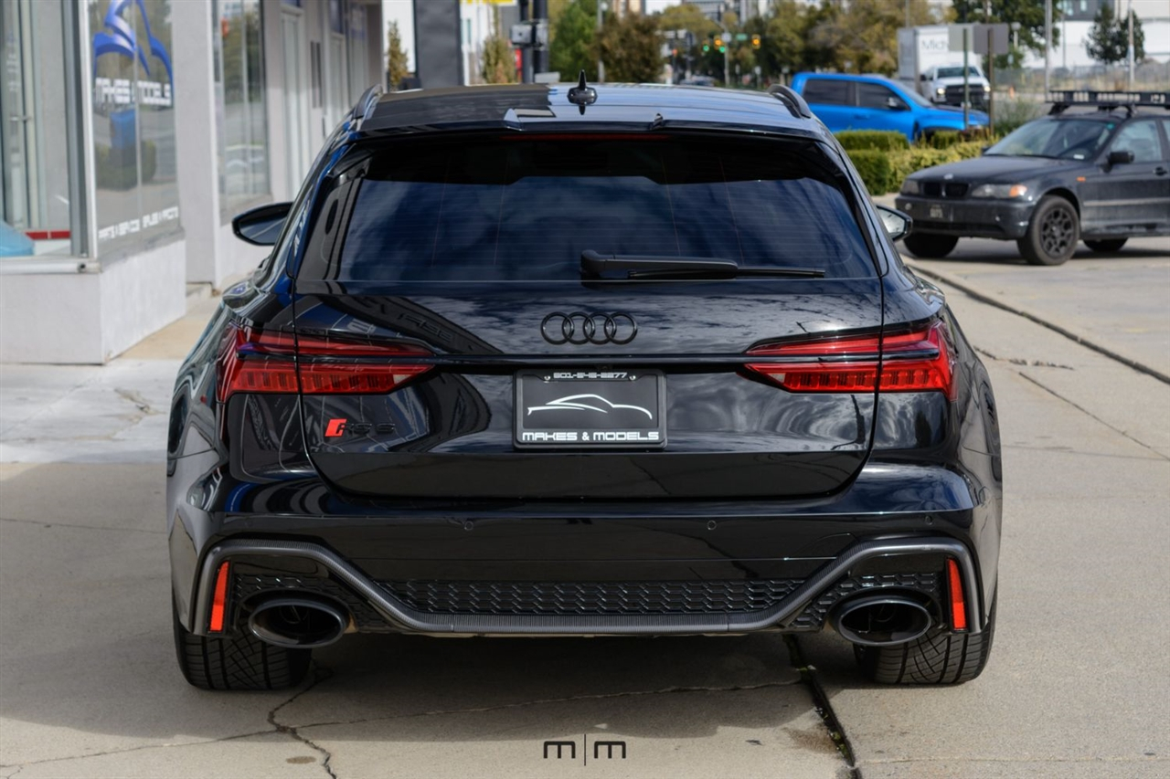 Audi RS6 Avant  2025