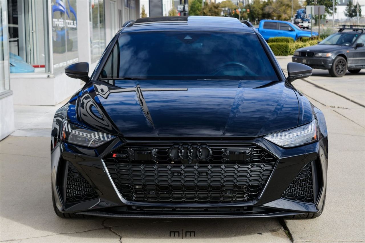 Audi RS6 Avant  2025