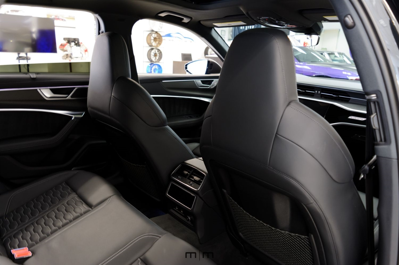 Audi RS6 Avant  2025