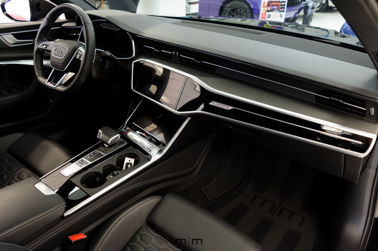 Audi RS6 Avant  2025
