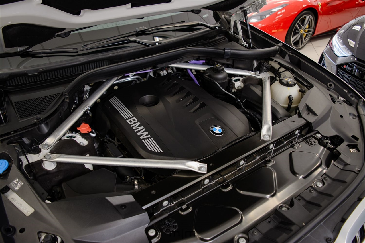 BMW X7  2024