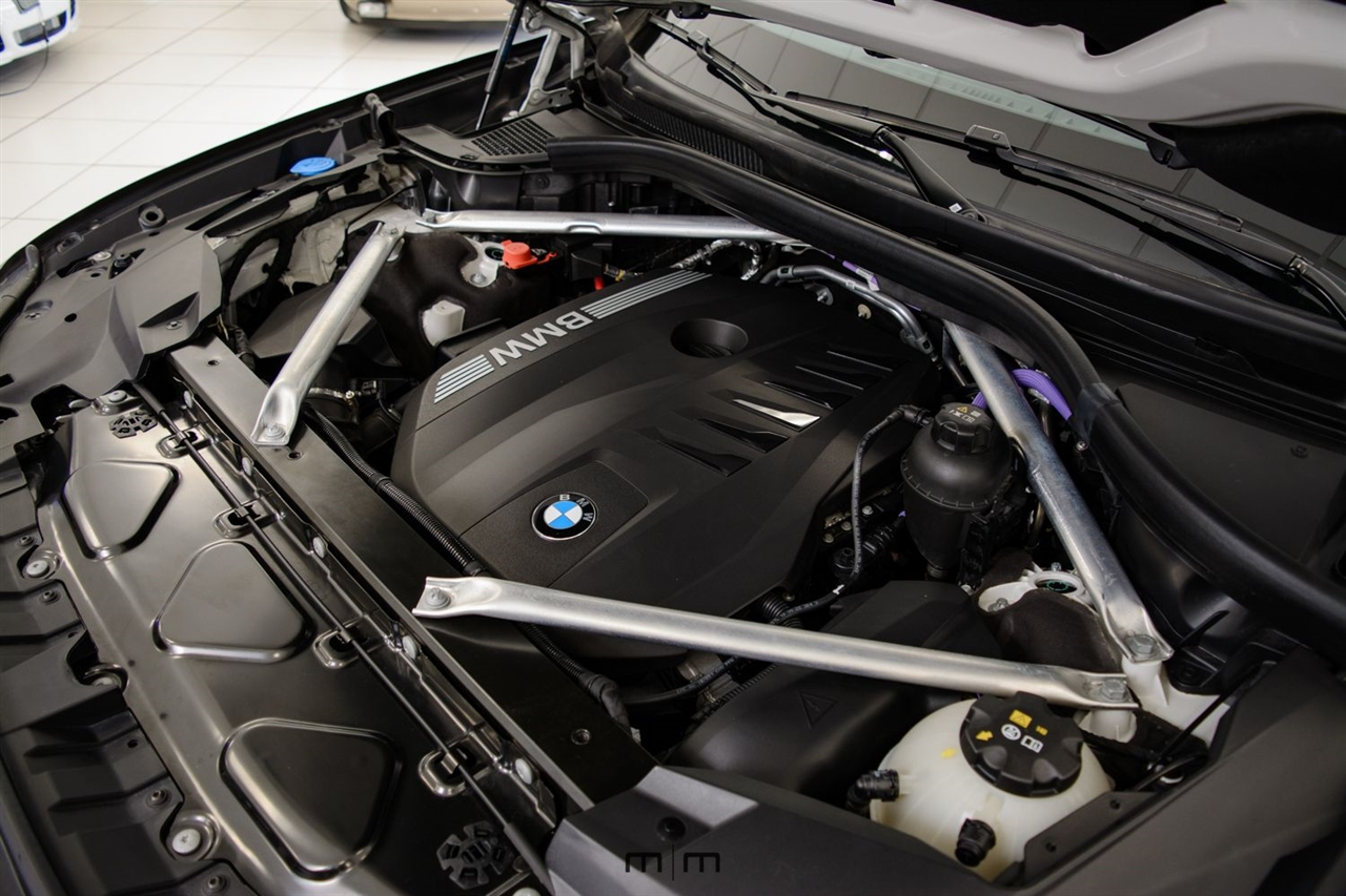 BMW X7  2024