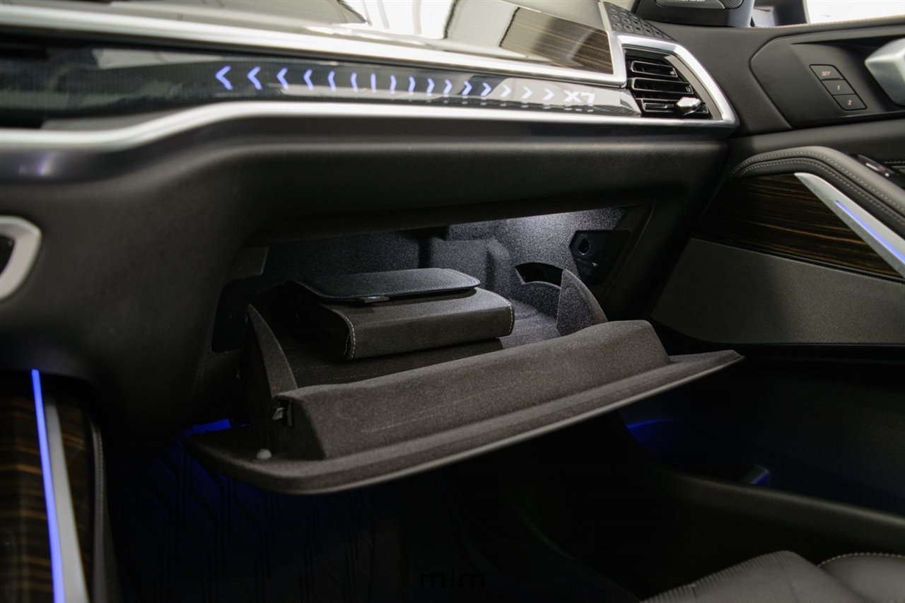BMW X7  2024