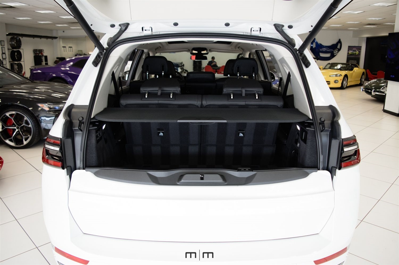 BMW X7  2024