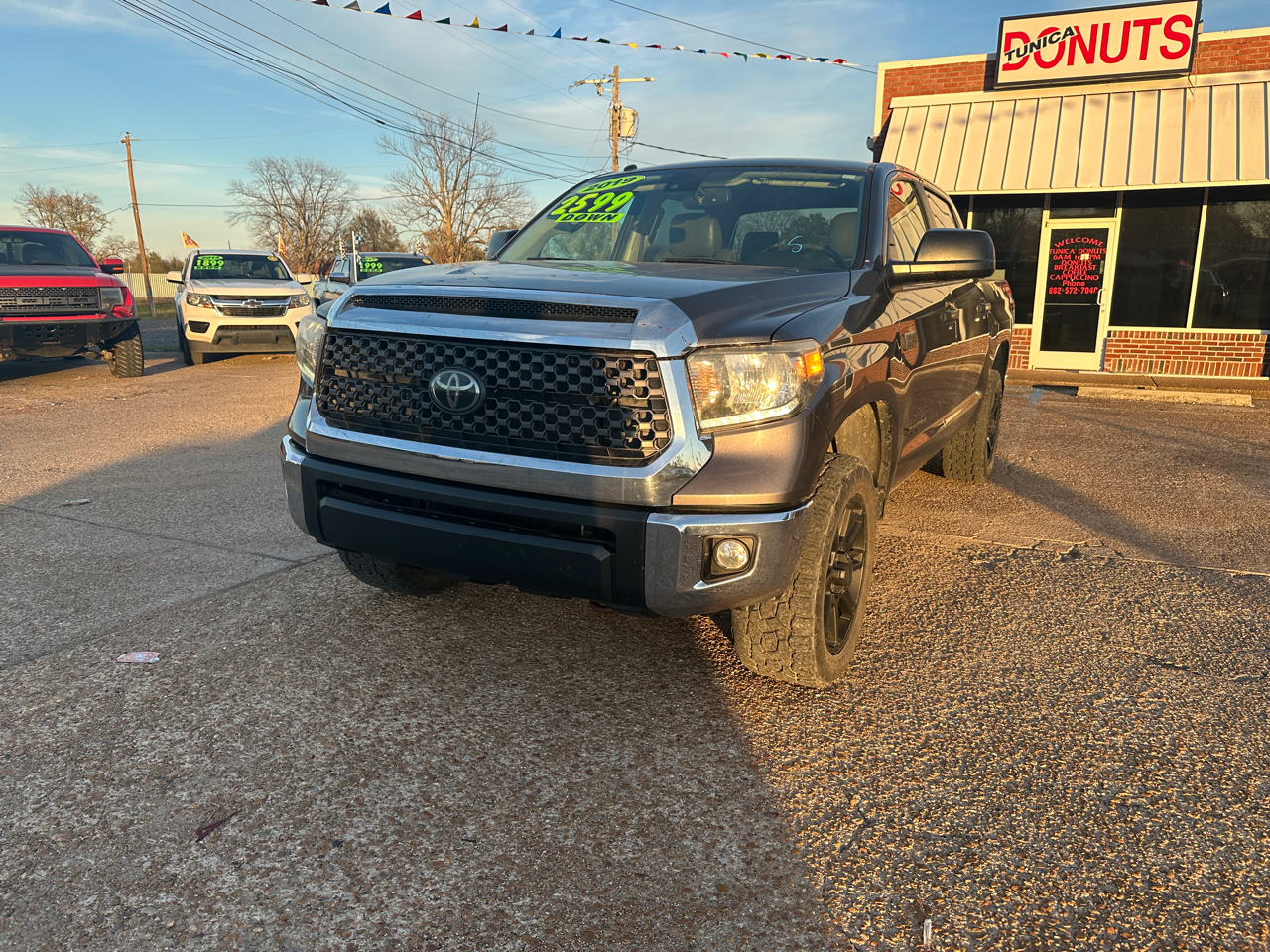 Toyota Tundra 4WD SR5 CrewMax 5.5' Bed 5.7L FFV (Natl) 2019
