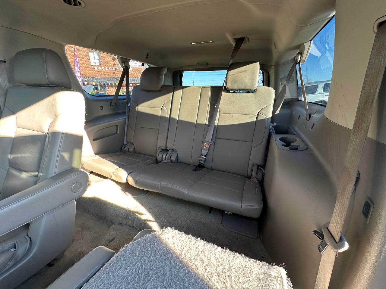 Chevrolet Suburban 2WD 4dr 1500 LTZ 2016