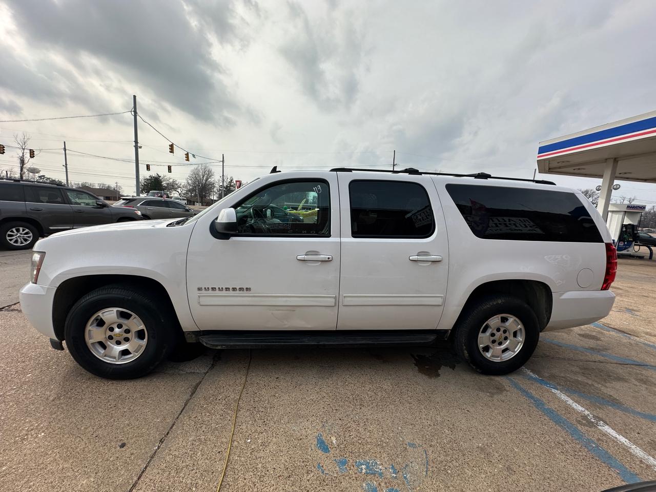 2012 Chevrolet Suburban 2WD 4dr 1500 LS