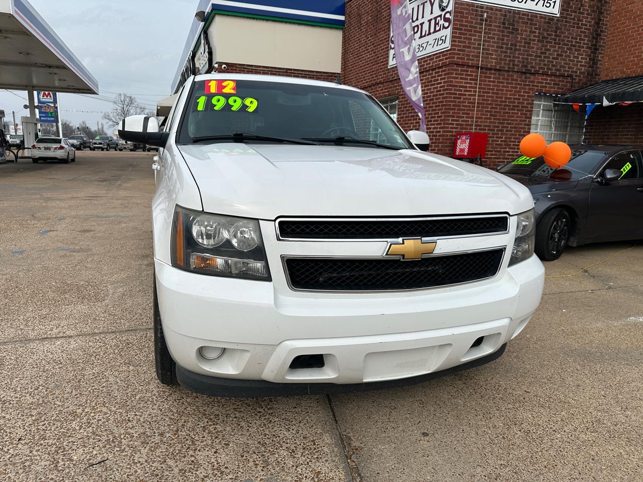 Chevrolet Suburban 2WD 4dr 1500 LS 2012