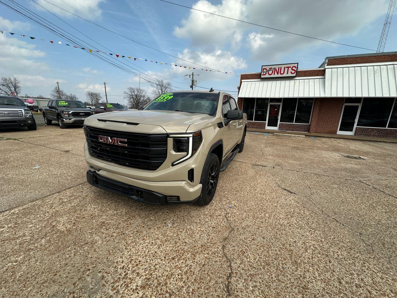 GMC Sierra 1500 2WD Crew Cab 147" Elevation 2022