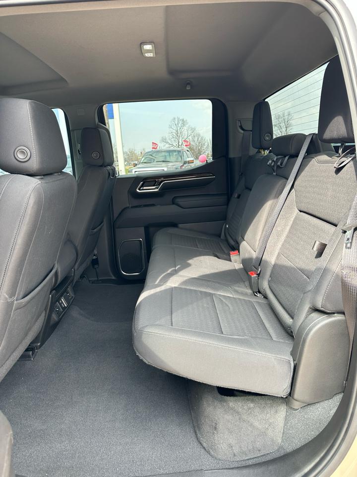 GMC Sierra 1500 2WD Crew Cab 147" Elevation 2022