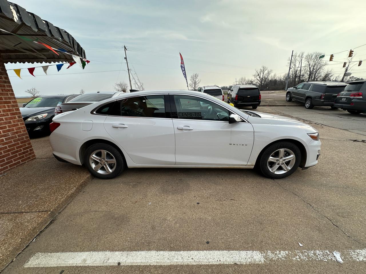Chevrolet Malibu 4dr Sdn LS w/1FL 2023