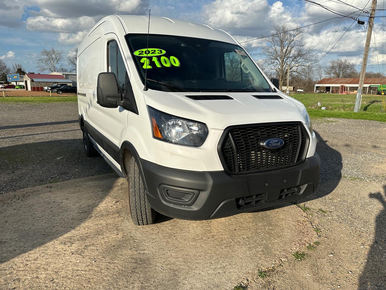 Ford Transit Cargo Van T-250 130" Med Rf 9070 GVWR RWD 2023