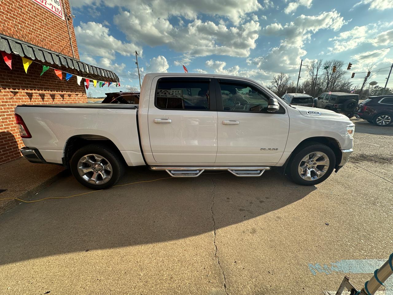RAM 1500 Big Horn 4x2 Crew Cab 5'7" Box 2022