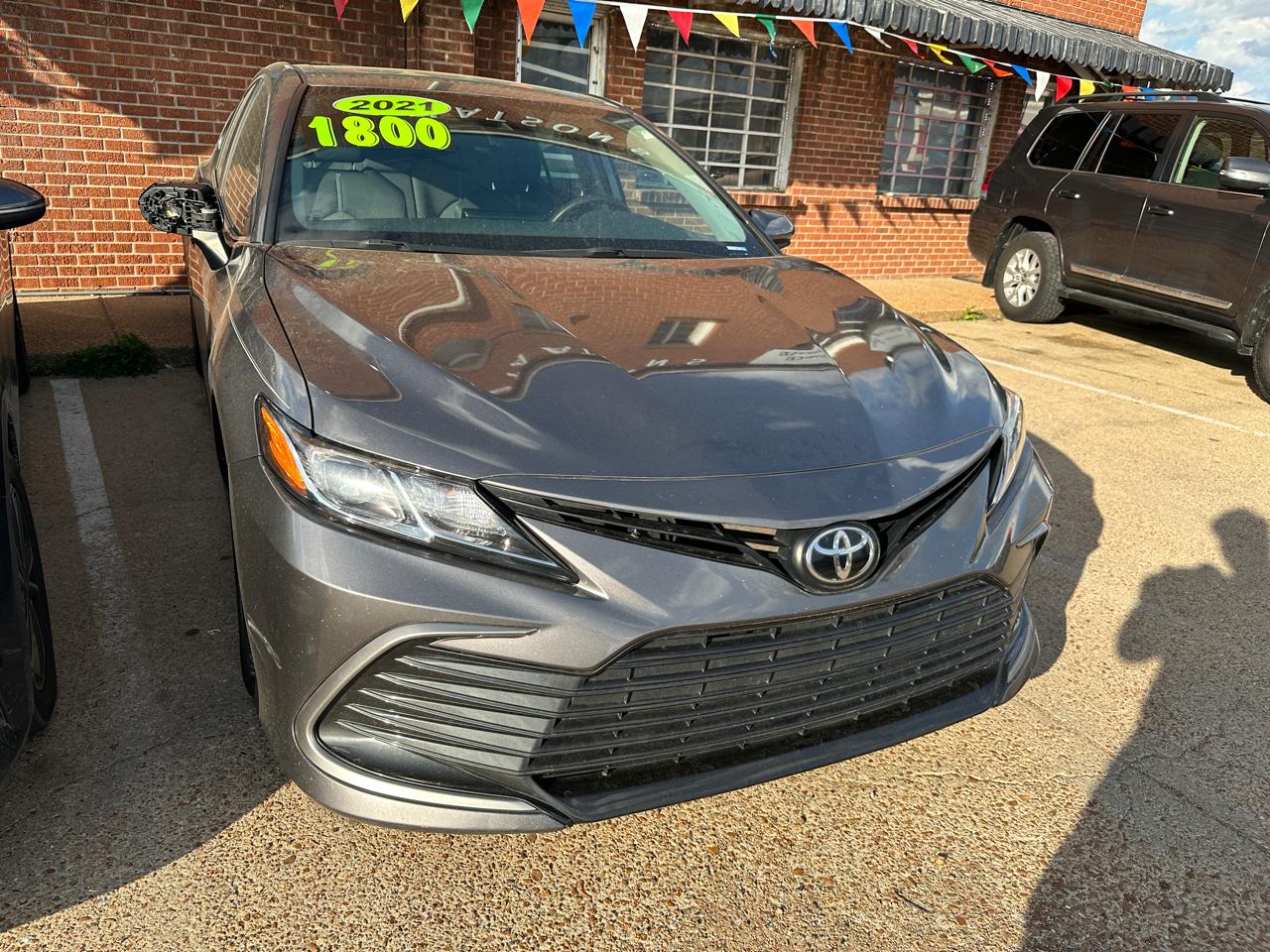 Toyota Camry LE Auto (Natl) 2021
