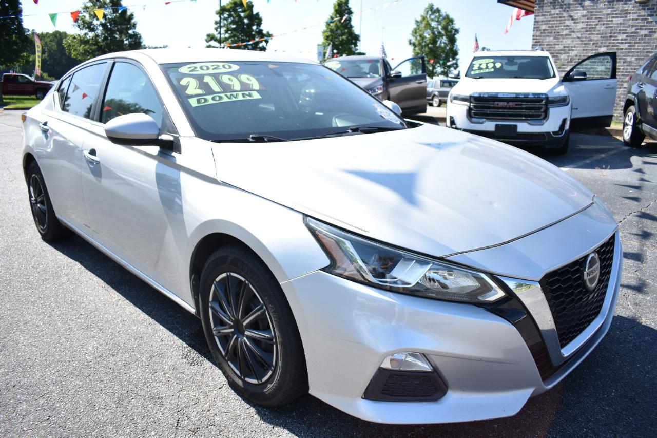 Nissan Altima 2.5 S Sedan 2020